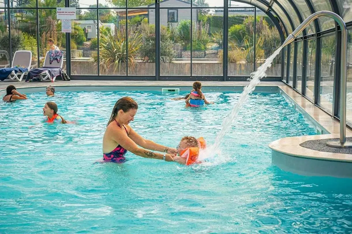 Camping 4 Etoiles - Parc Aquatique - Eeiagg Ambon