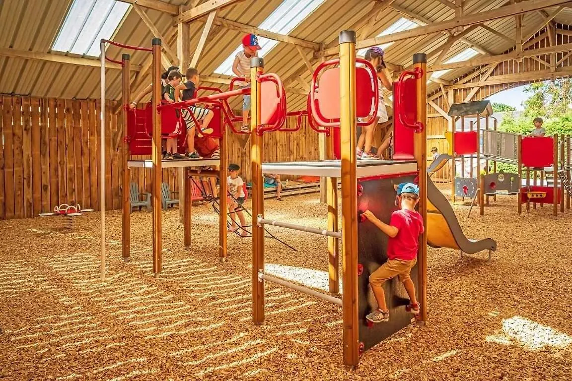 Camping 4 Etoiles - Parc Aquatique - Eeiagg Ambon